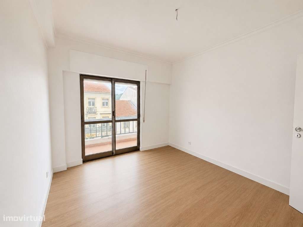 Torres Pinheiro 25 - Apartamento T3 - Centro de Tomar-7