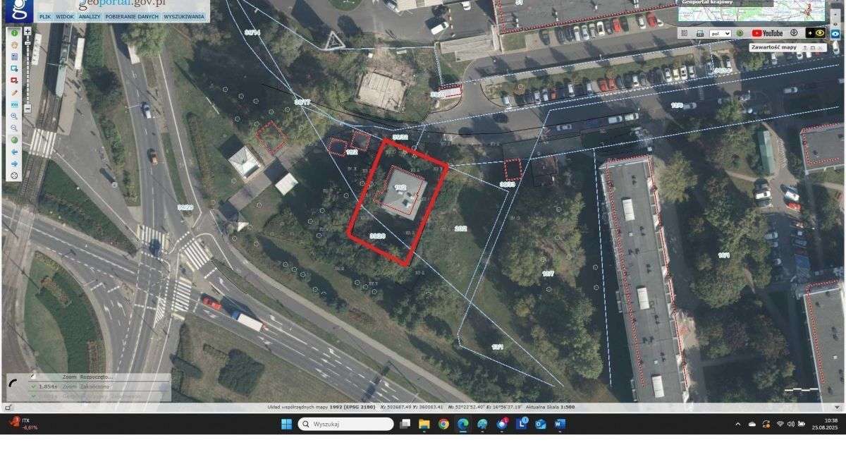 Dom wielorodzinny na sprzedaż-1