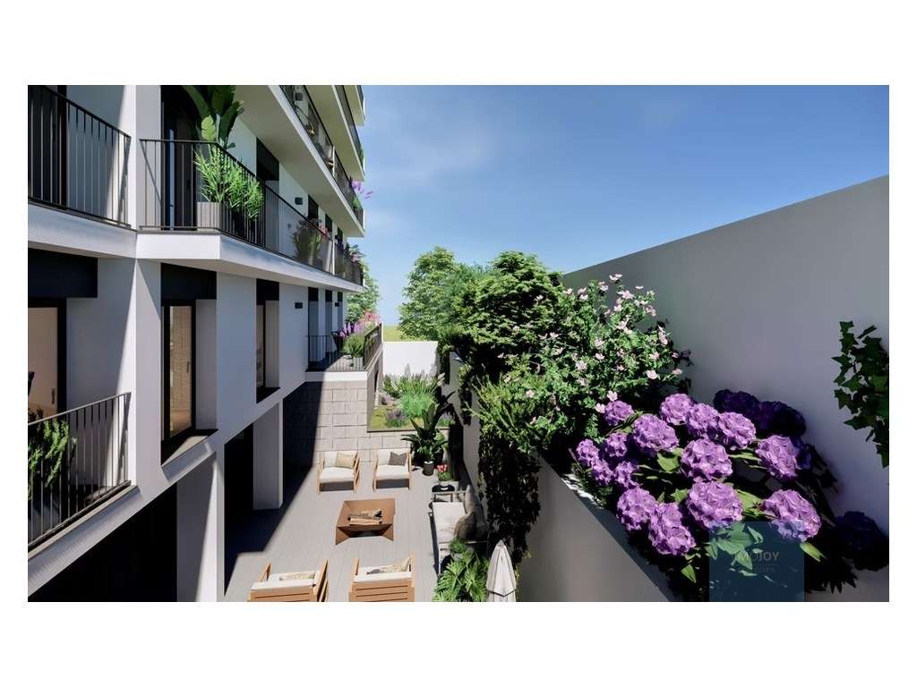 Apartamento T5 Duplex com Terraço em Construção em Loures-13