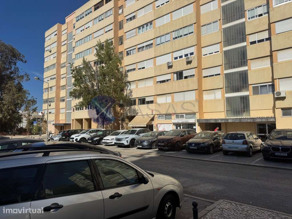 Espaço comercial para venda , Atualmente funciona como Restaurante - Grande imagem: 2/5