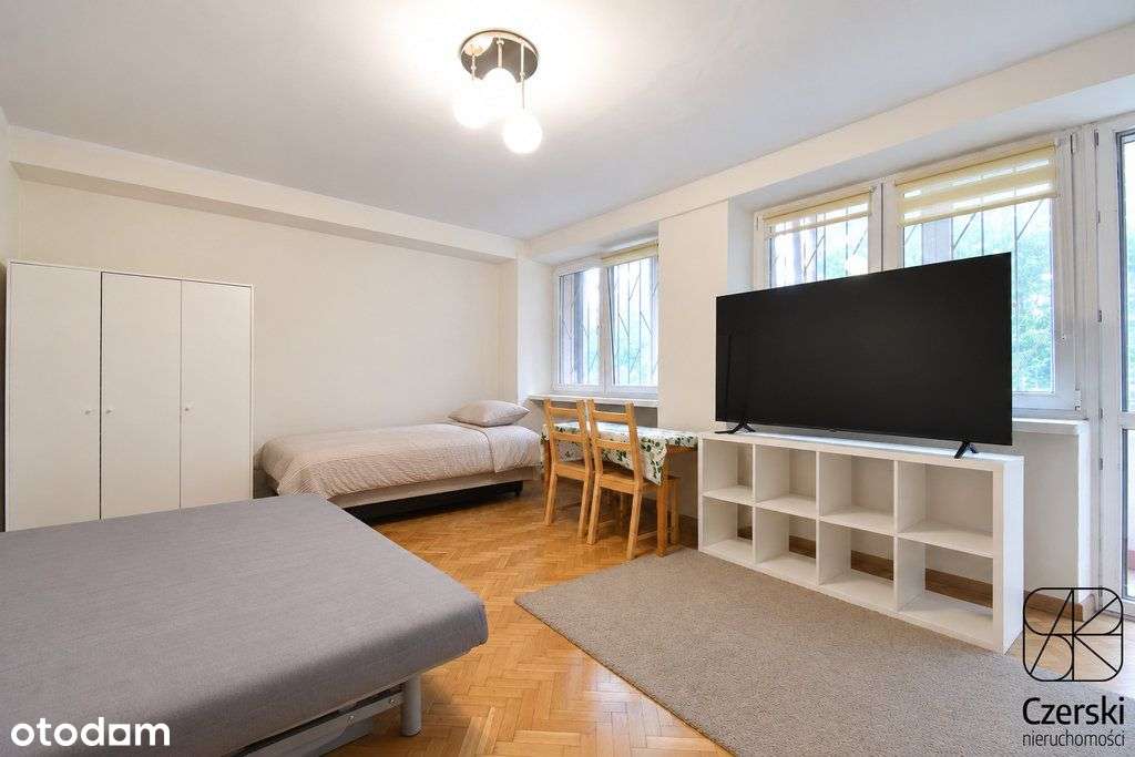 2 pokoje | Loggia | Świetna lokalizacja-1