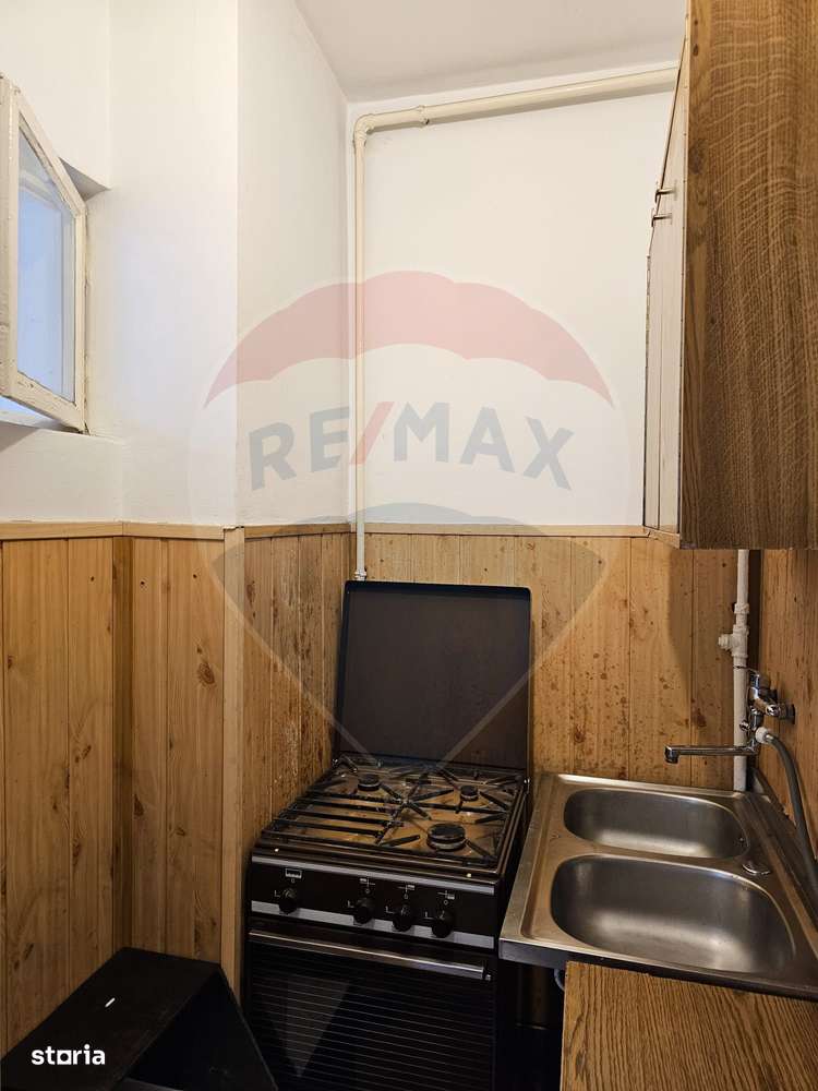 Garsoniera -Versatilitate Excelenta pe Calea Bucuresti, Brasov-17