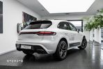 Porsche Macan T - 38