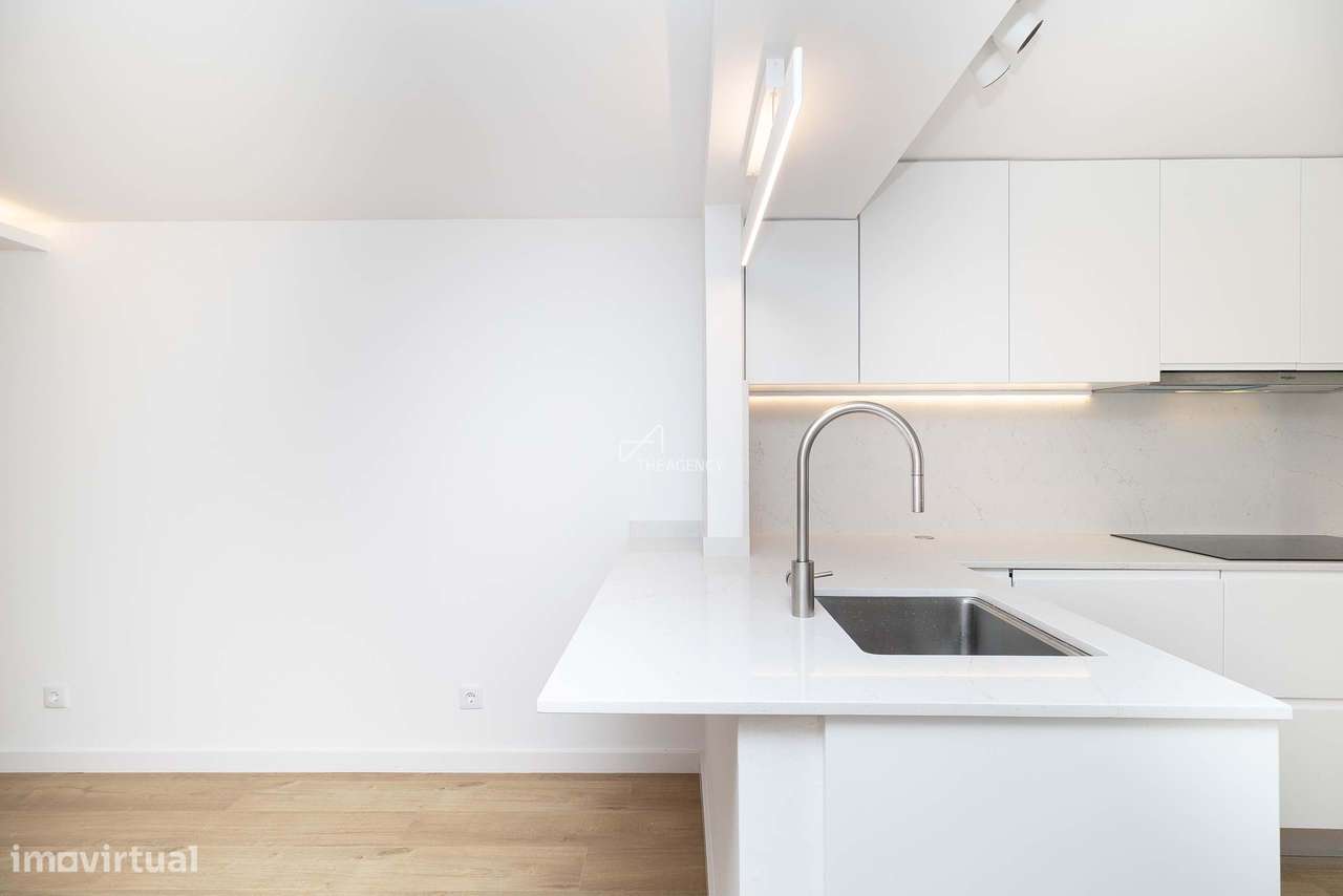 Apartamento T3 totalmente renovado no coração de Lisboa - Grande imagem: 3/31