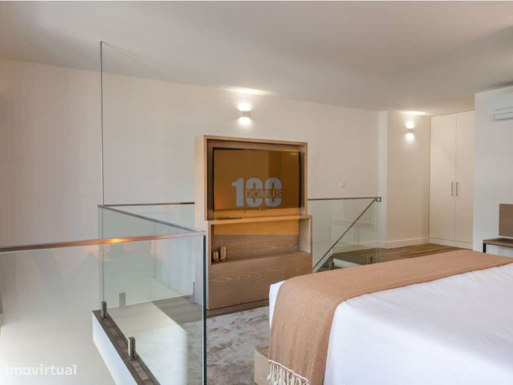 Loft com mezanino e jardim com licença AL - Grande imagem: 4/75