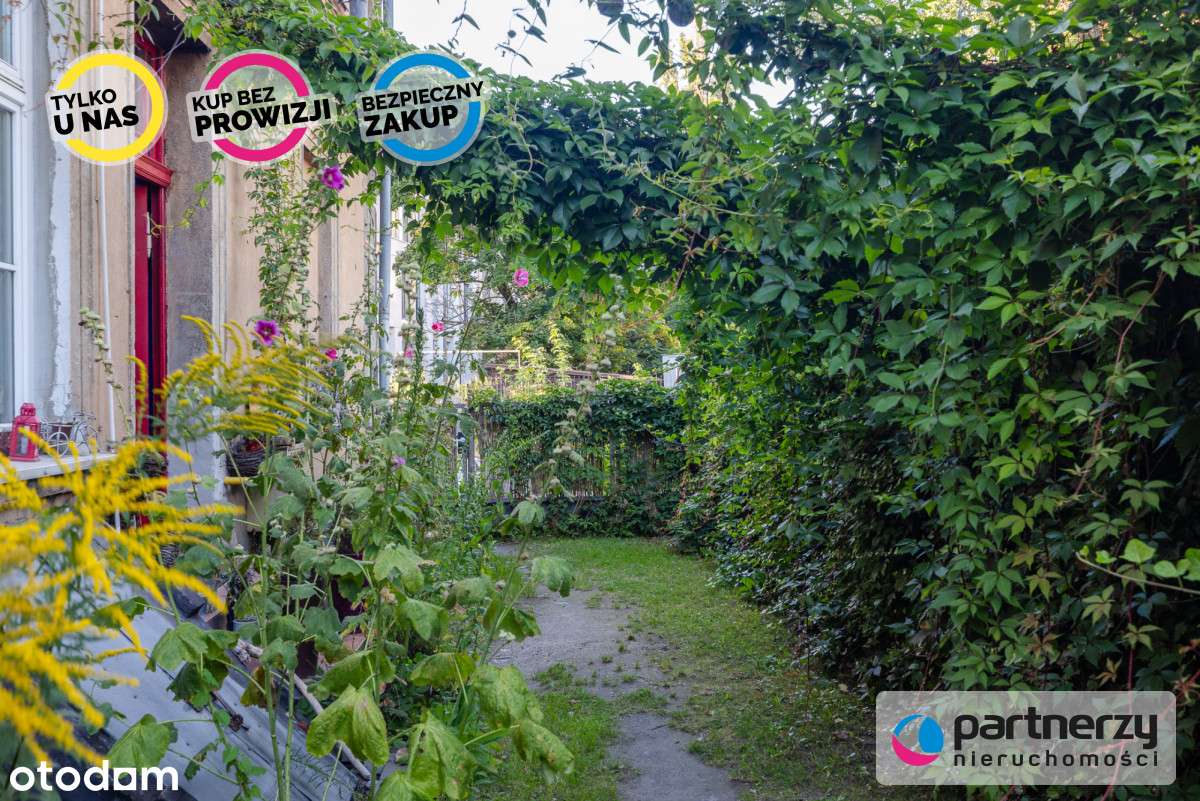 Klimatyczne mieszkanie w kamienicy z ogrodem!-15