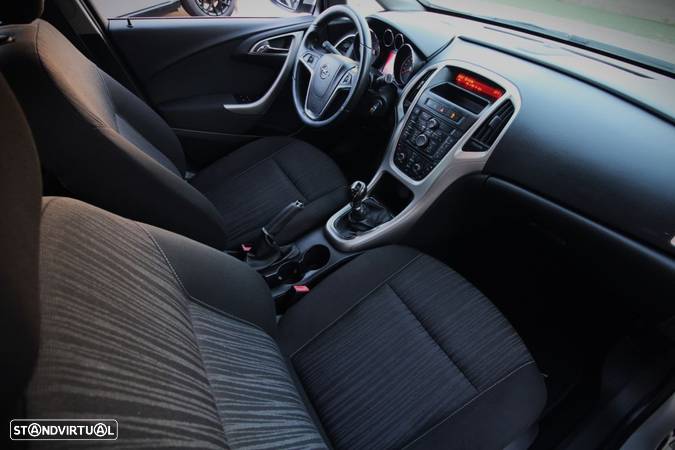 Opel Astra 1.3 CDTi Cosmo - 15