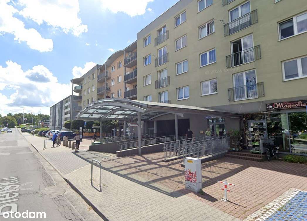 Dość odśnieżania auta w mrozie - miejsce postojowe w garażu podziemnym - Pełny obrazek: 1/2