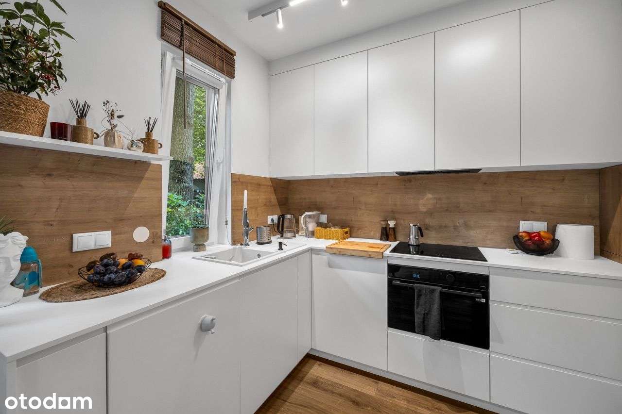 Nowoczesny segment w otulinie lasu-1