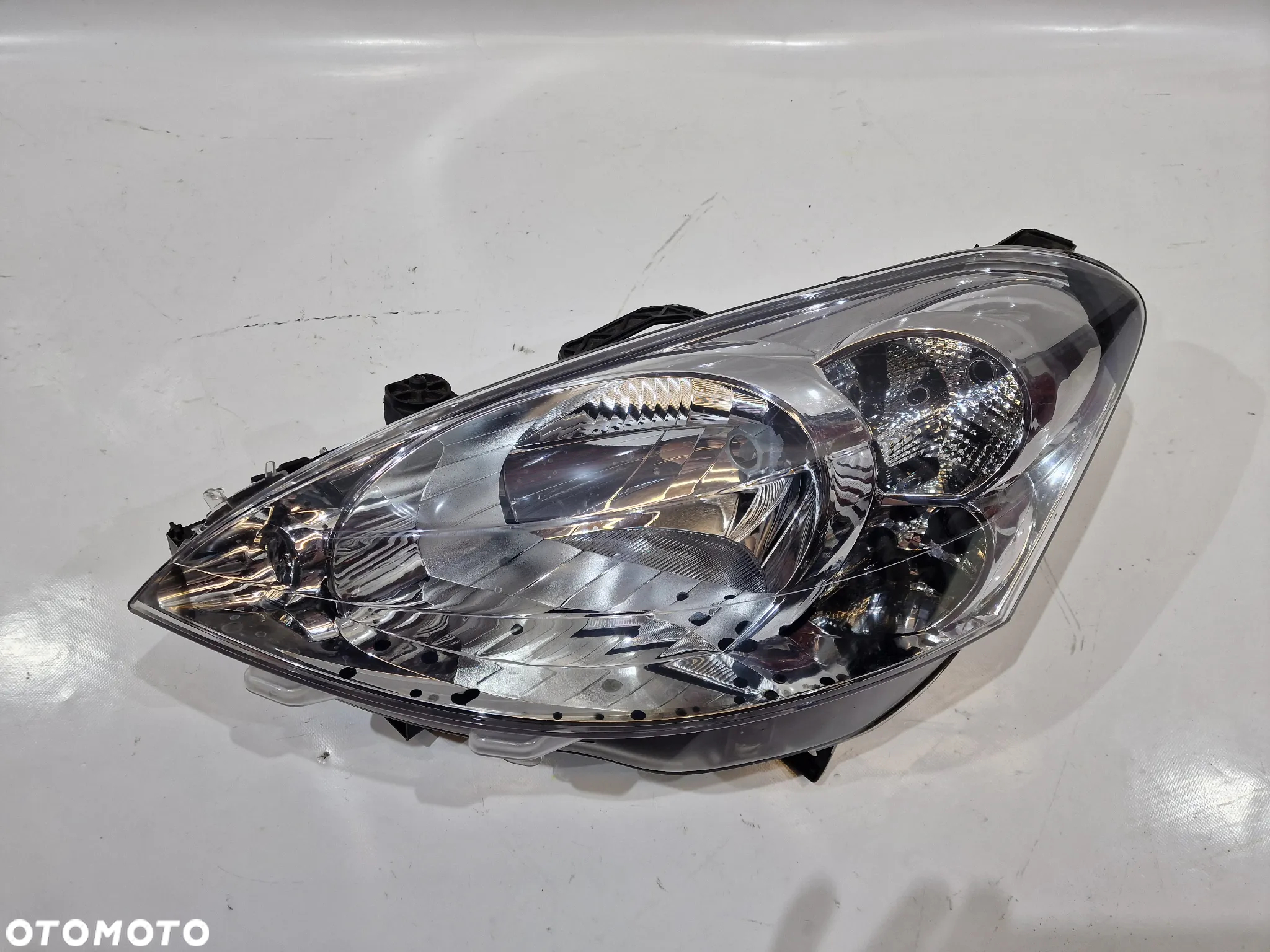 LAMPA PRZÓD LEWY PEUGEOT PARTNER II 08r EUR - 2