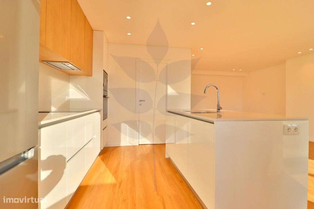 Apartamento T3 Renovado – São Victor, Braga-30