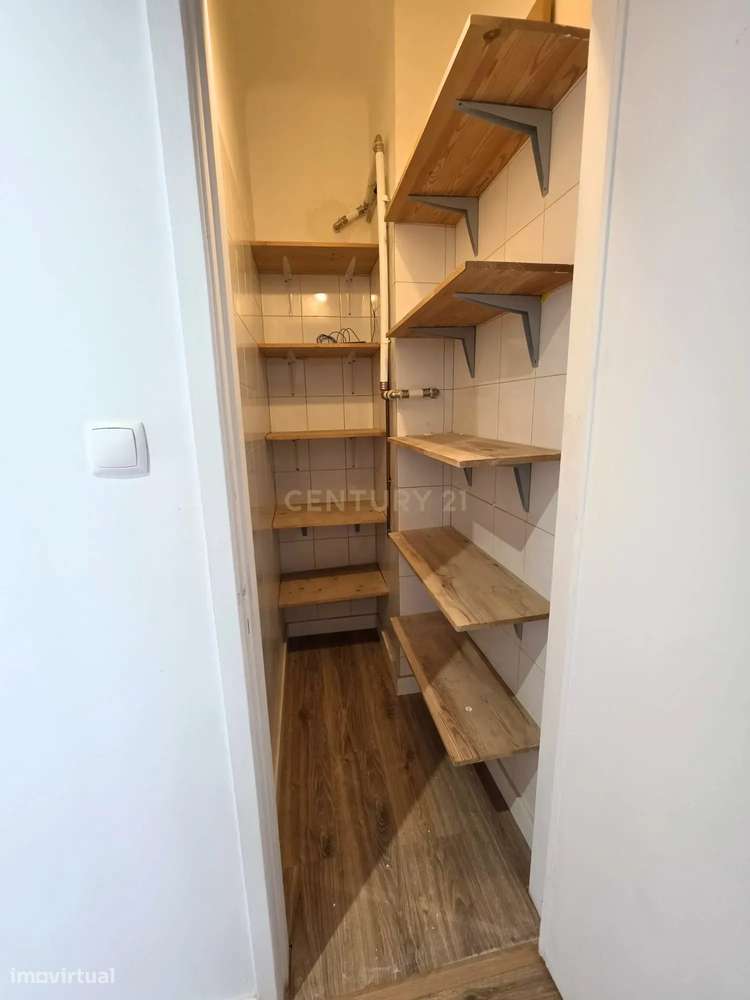 Apartamento Renovado em Algés, Oeiras - 2 Quartos e 2 WC-5