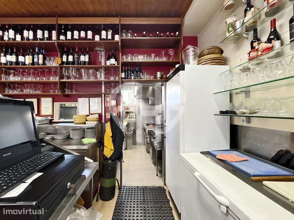 Oportunidade de Investimento | Trespasse Restaurante 'PONTO DE ENCO...-16