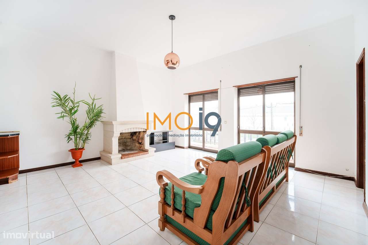 Apartamento T2 - Grande imagem: 2/21