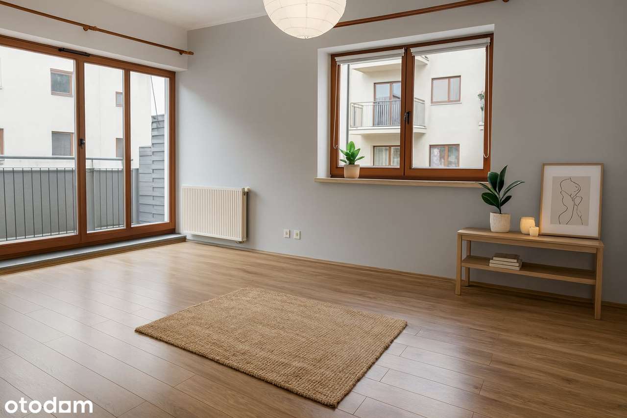 Komfortowe 2 pokoje, z oddzielną kuchnią, balkon, winda, miejsce park.-0