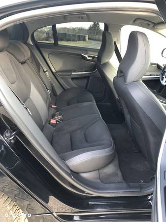 Volvo S60 D3 Geartronic - 10