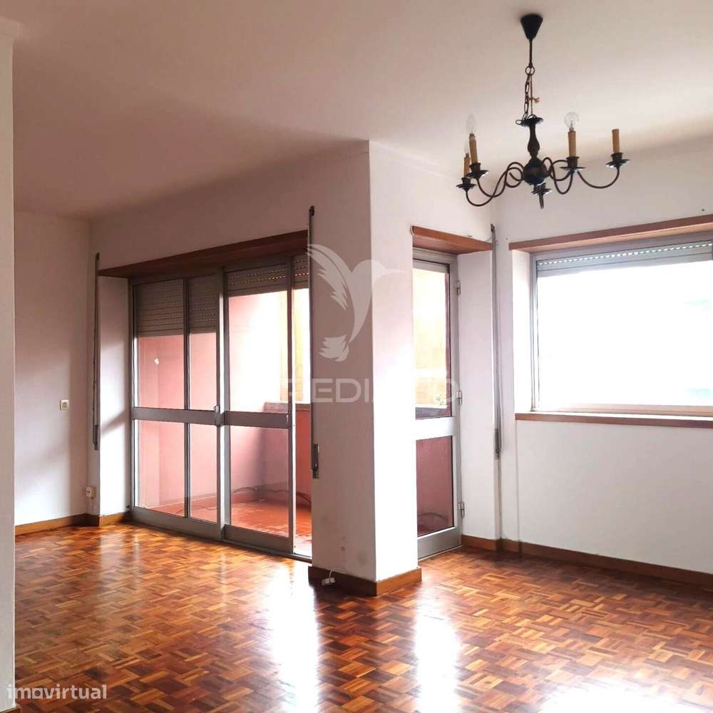 Apartamento T2 - Grande imagem: 2/14