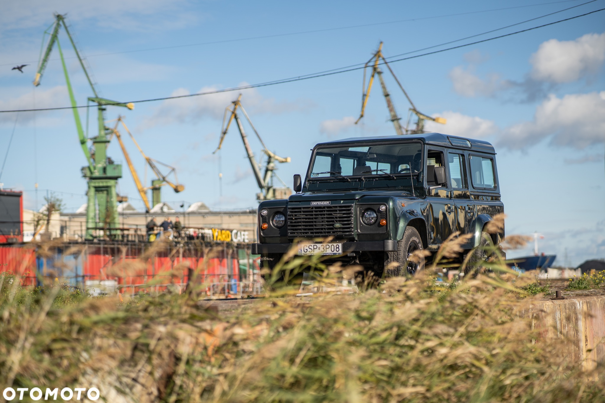 Land Rover Defender 110 2.5 TDI - 31