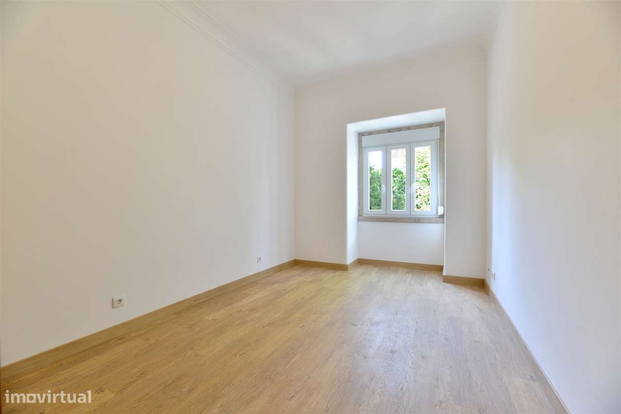 ApartamentoT5 para arrendamento no coração de Lisboa - Grande imagem: 4/53