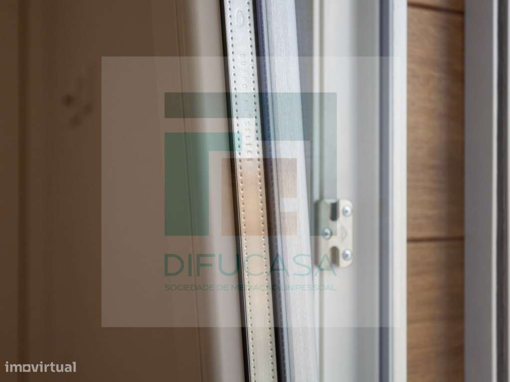 Moradia T3 com 2 Suítes e Pérgula de Estacionamento-21