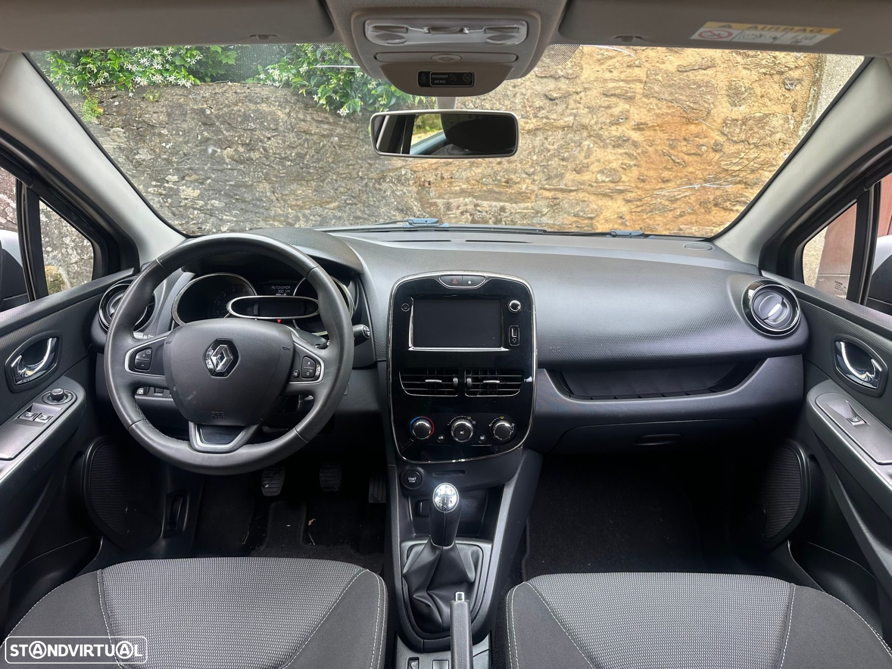 Renault Clio Sport Tourer 1.5 dCi Dynamique S - 23