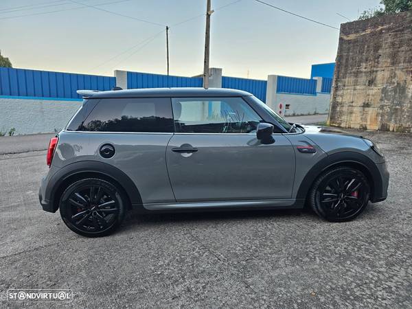 MINI John Cooper Works Plus Auto Desportiva - 11