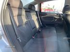 VW Passat 1.9 TDi Confortline - 11