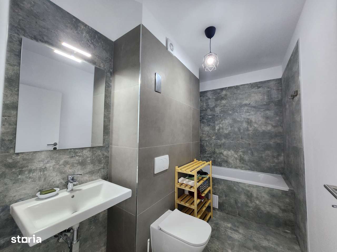 Apartament prima inchirere 2 camere, loc de parcare, Torontal - Imagine principală: 5/6