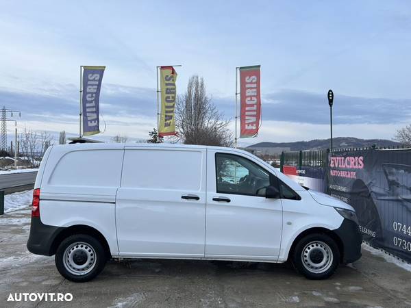 Mercedes-Benz Vito 114 CDI USA DUBLA LATERALA - 17