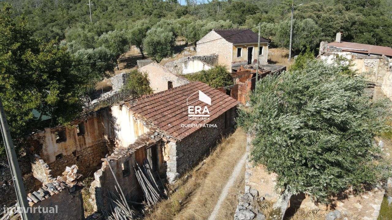 Moradia para Reconstruir localizada em Pelmá, Alvaiázere - Grande imagem: 2/7