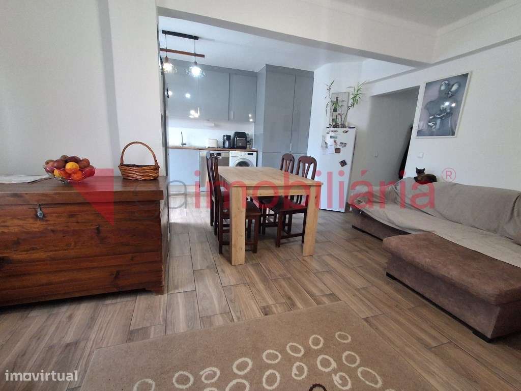 Apartamento T3 no Centro de Arruda dos Vinhos-5