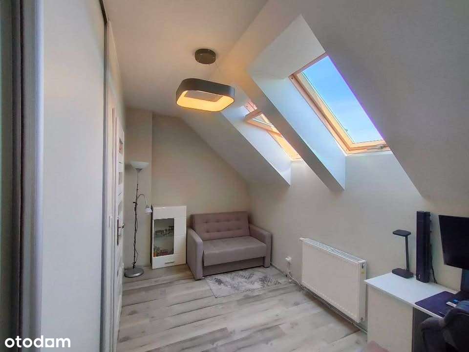 Bezczynszowy dom z garażem i fotowoltaiką-5