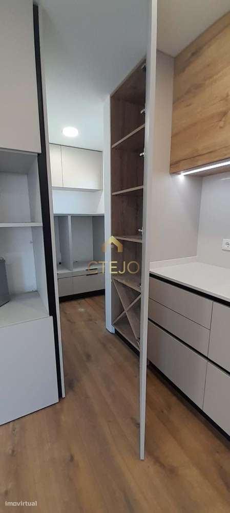 EXCELENTE MORADIA  T4 EM  VIALONGA - NOVA CONSTRUÇÃO - Grande imagem: 3/42