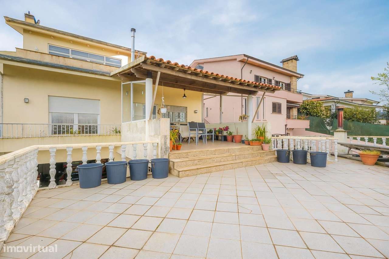 Moradia Independente T5 | Jovim (Atães) | Vista Panorâmica Rio Douro-47