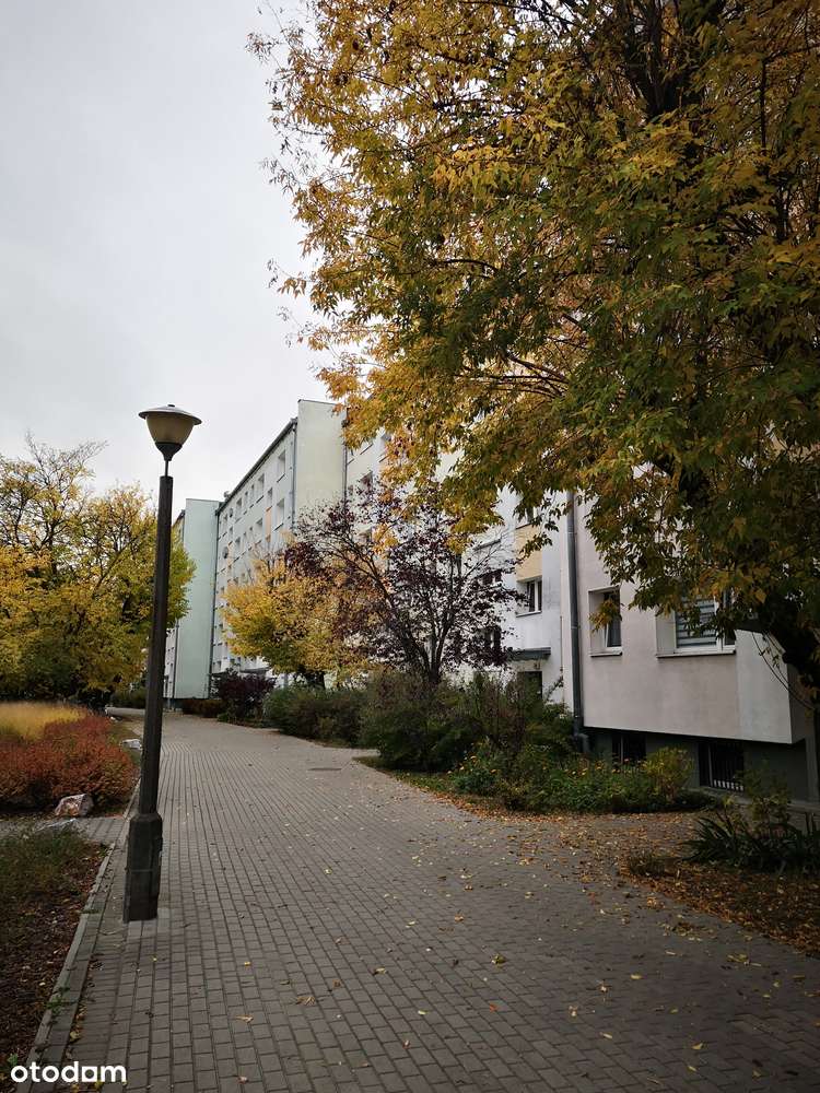 Przestronne 4-pokojowe mieszkanie z balkonem