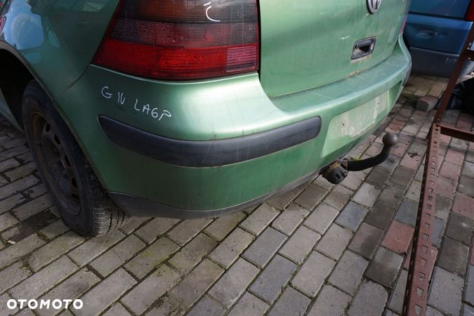 ZDERZAK TYLNY GOLF IV 5D HB LA6P  ZIELONY VOLKSWAGEN 1997-2006 - 1