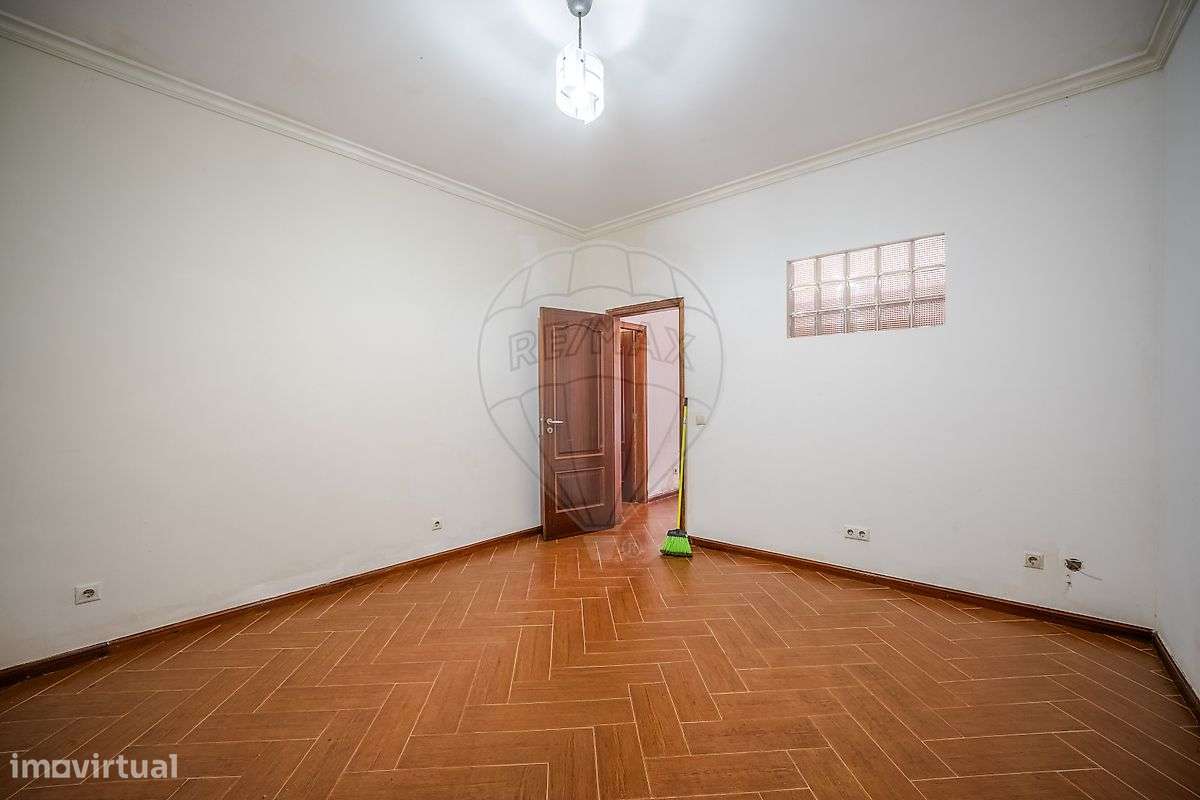 Moradia T2 para venda-29