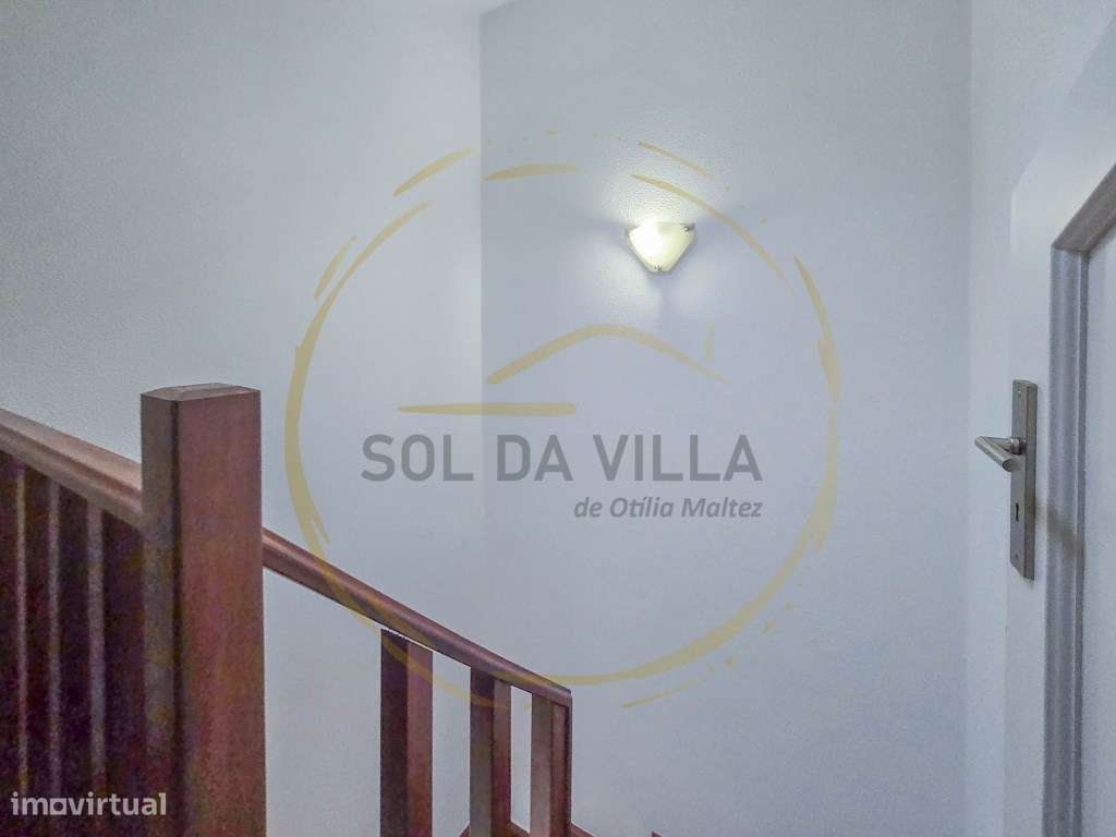 Moradia Geminada T3+2 com garagem - Quinta do Conde - 395.000€-25