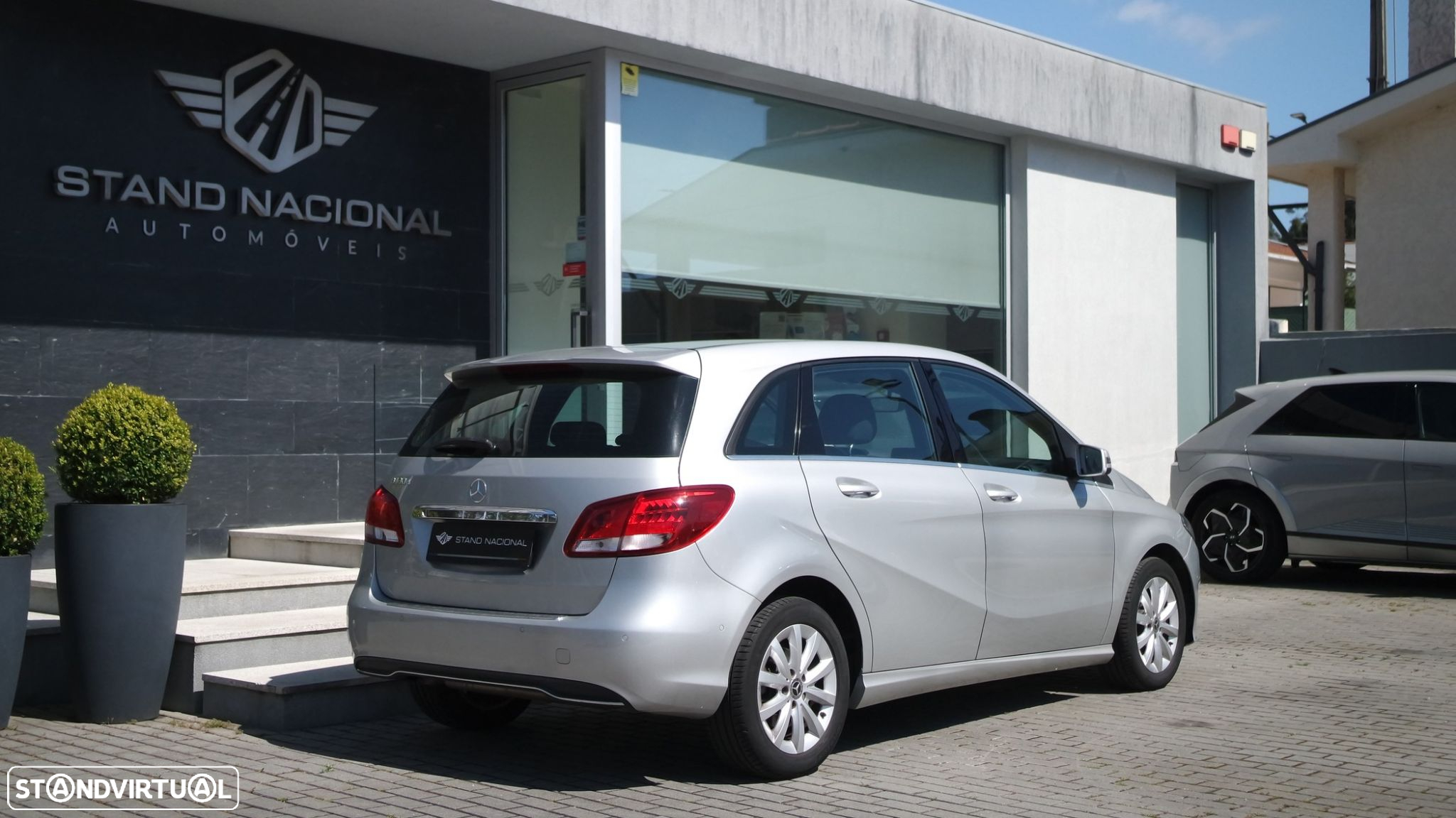 Mercedes-Benz B 180 d Urban - 8