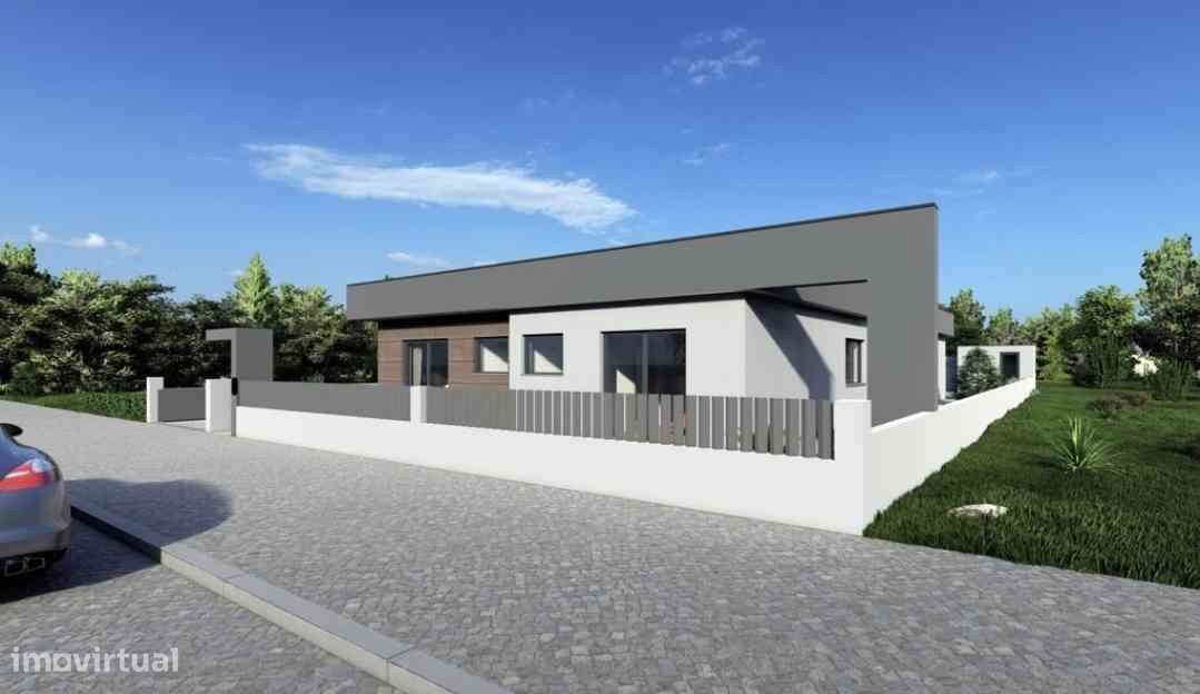 Moradia T5 Isolada com Piscina em Azeitão-13