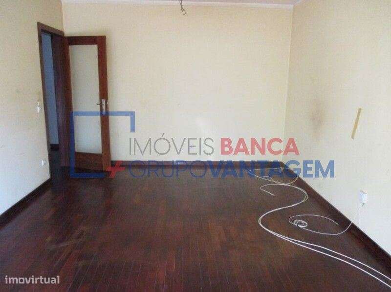 APARTAMENTO T2 - VALE DA PINHA (VALONGO) - Grande imagem: 4/6