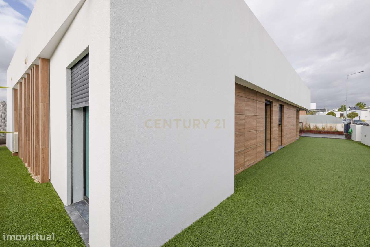 Moradia unifamiliar na Urbanização dos Jardins de Santiago, Setúbal-34