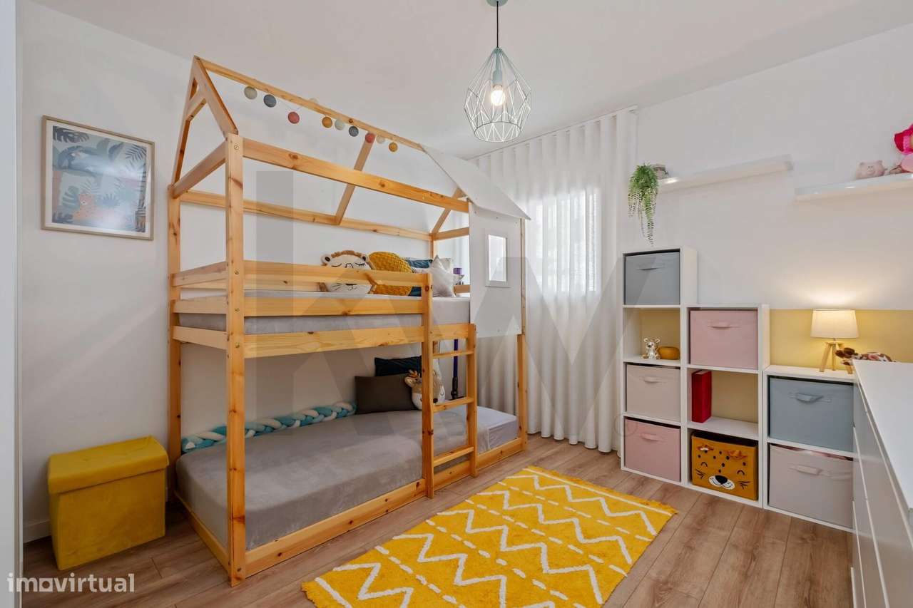 Apartamento T2 Contemporâneo com Quintal Privativo - Garajau - Grande imagem: 5/37