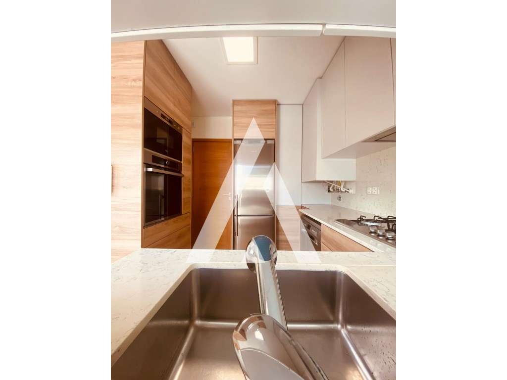 Moradia T4 em Aradas. - Grande imagem: 4/16