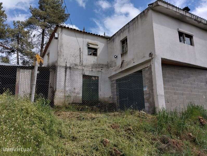 Quinta com duas casas em excelente localização em Trancoso - Grande imagem: 5/7