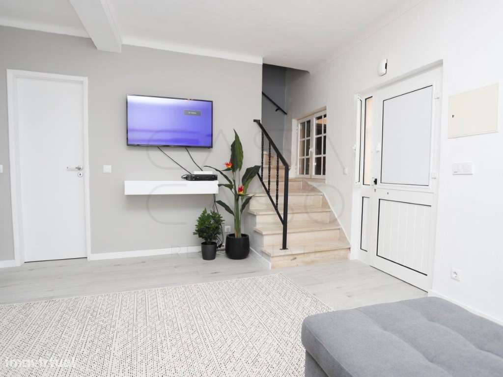 Apartamento duplex T1 (2 assoalhadas) com terraço no centro da Cida... - Grande imagem: 4/23