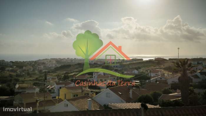 Moradia T5 com Vista de Mar Deslumbrante em Baleia, Carvoeira-0