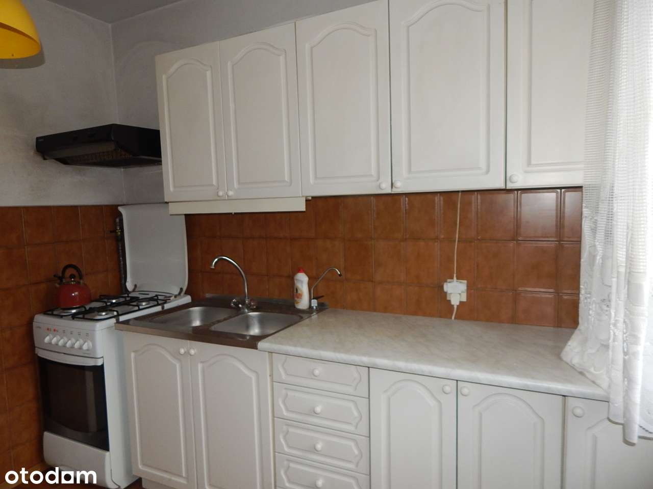 balkon, niezależne pok., 2-gie piętro !