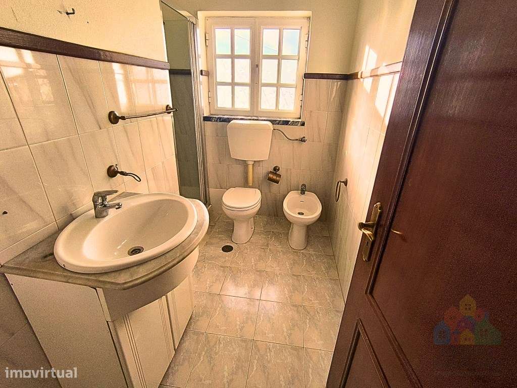 Moradia T3 Independente com terreno a 5 minutos de Tomar-6