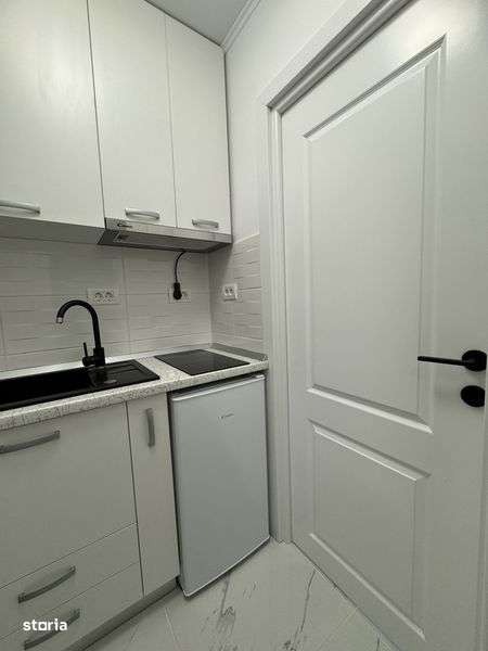 Vand Garsoniera Pacurari- Lukoil, etaj 2/4, renovata, mobilata - Imagine principală: 5/6